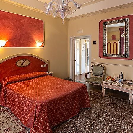 Antica Residenza D'Azeglio Room&Breakfast Di Charme Boloňa Exteriér fotografie