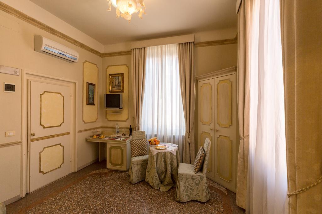 Antica Residenza D'Azeglio Room&Breakfast Di Charme Boloňa Exteriér fotografie