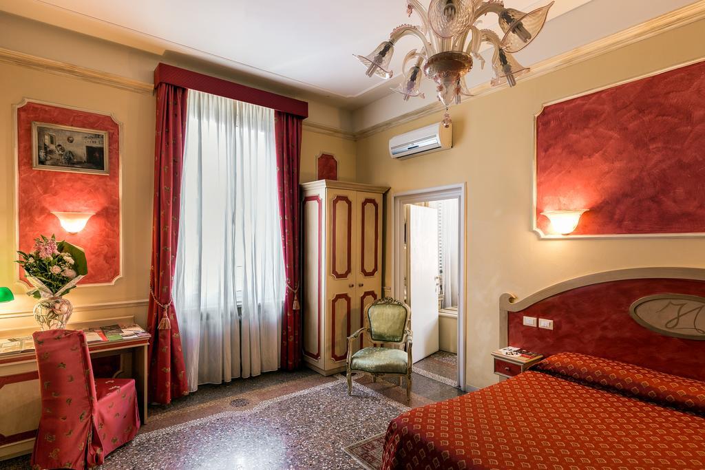 Antica Residenza D'Azeglio Room&Breakfast Di Charme Boloňa Exteriér fotografie
