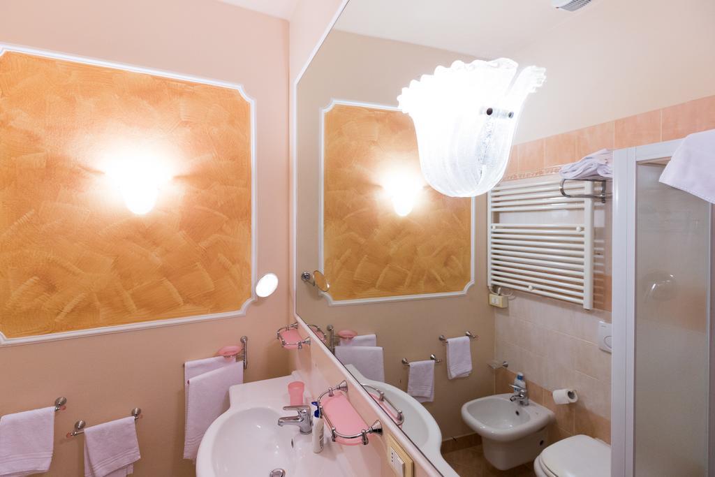 Antica Residenza D'Azeglio Room&Breakfast Di Charme Boloňa Exteriér fotografie